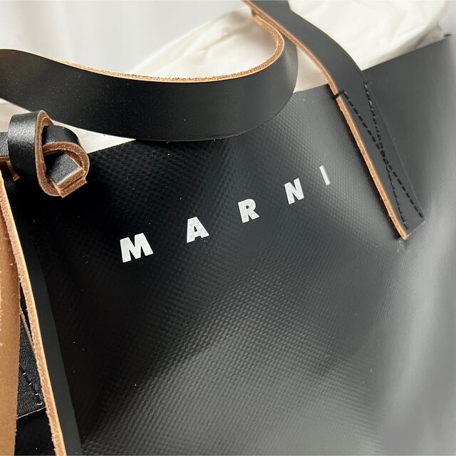 Marni(マルニ)の新品 マルニ MARNI バイカラー トート バッグ PVC 黒 レディースのバッグ(トートバッグ)の商品写真
