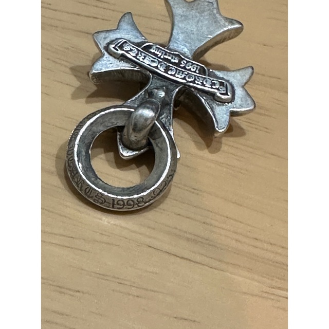 メンズCHROME HEARTS クロムハーツ クロスチャーム CHプラスペンダント