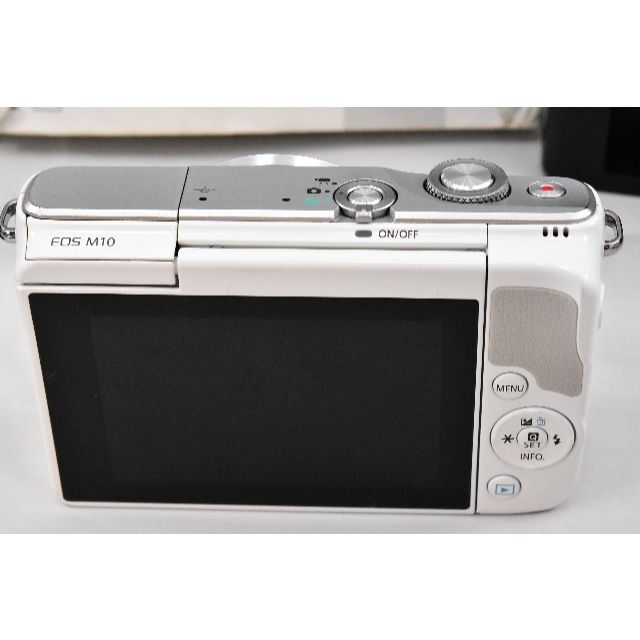 全日本送料無料 取扱説明書付き！ Canon ミラーレス一眼カメラ EOS M10 ボディ デジタルカメラ