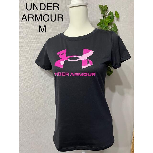 UNDER ARMOUR(アンダーアーマー)のUNDER ARMOUR ビッグロゴ　レディース　M レディースのトップス(Tシャツ(半袖/袖なし))の商品写真