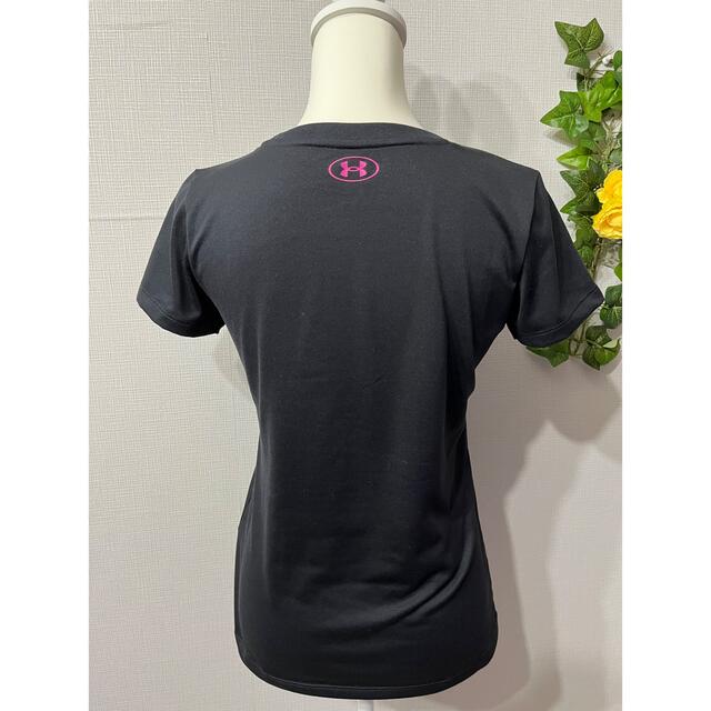 UNDER ARMOUR(アンダーアーマー)のUNDER ARMOUR ビッグロゴ　レディース　M レディースのトップス(Tシャツ(半袖/袖なし))の商品写真