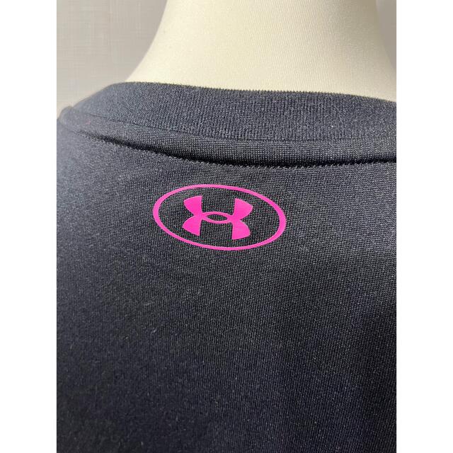 UNDER ARMOUR(アンダーアーマー)のUNDER ARMOUR ビッグロゴ　レディース　M レディースのトップス(Tシャツ(半袖/袖なし))の商品写真