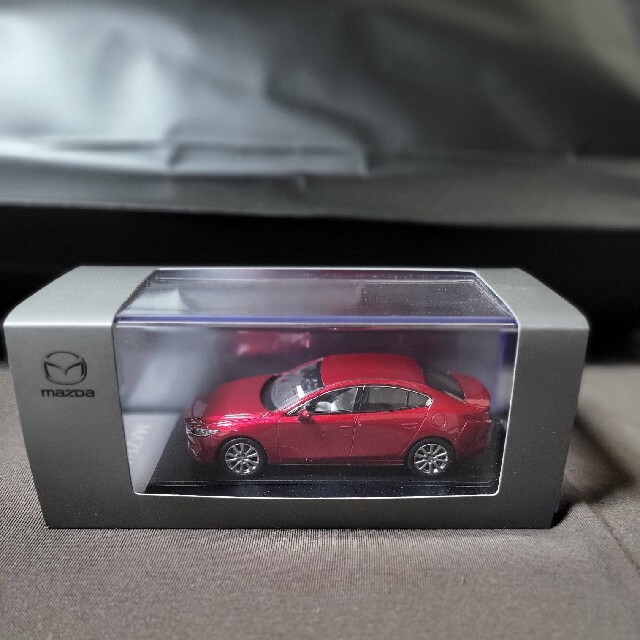 Amazon | マツダ マツダ 3 ミニカー 赤 レッド 100周年 MAZDA 3