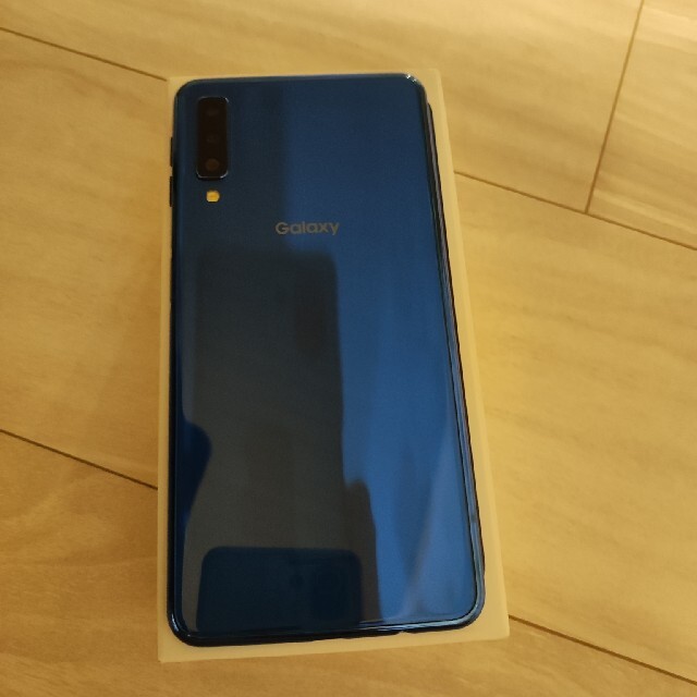Galaxy(ギャラクシー)の【】SAMSUNG Galaxy A7 ブルー SM-A750C 楽天モバイル版 スマホ/家電/カメラのスマートフォン/携帯電話(スマートフォン本体)の商品写真