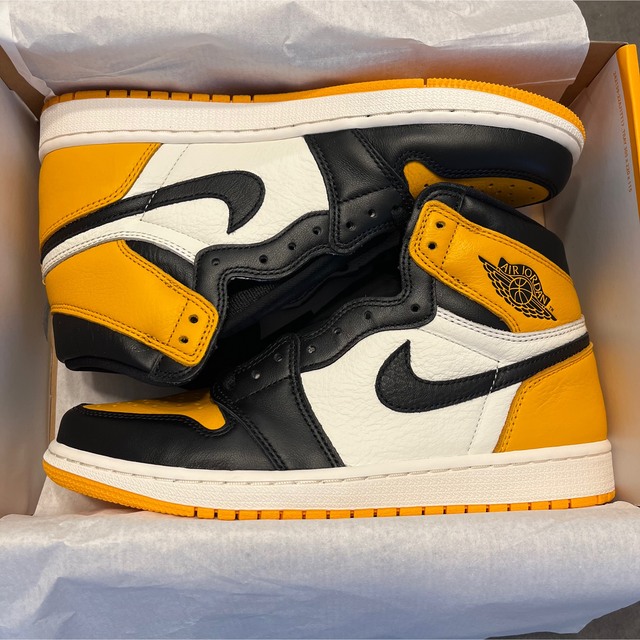 NIKE(ナイキ)のNIKE AIR JORDAN 1 RETRO HIGH OG Taxi メンズの靴/シューズ(スニーカー)の商品写真