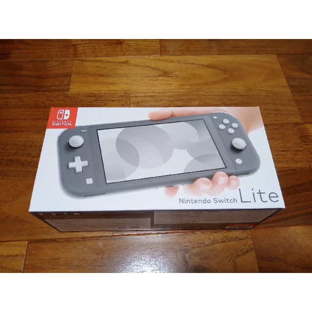 極美品　Nintendo Switch Lite　グレー　ハードケース付き