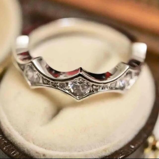 【CR051】高品質●キラキラなシルバーカラーのデザインリング指輪 レディースのアクセサリー(リング(指輪))の商品写真