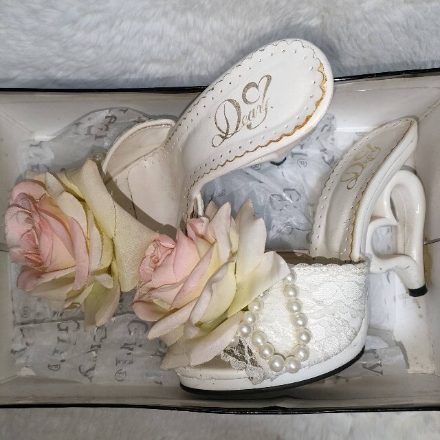 dazzy store - ハートヒール ミュール サンダル 薔薇 パール dazzy store - ハートヒール ミュール サンダル 薔薇 パール