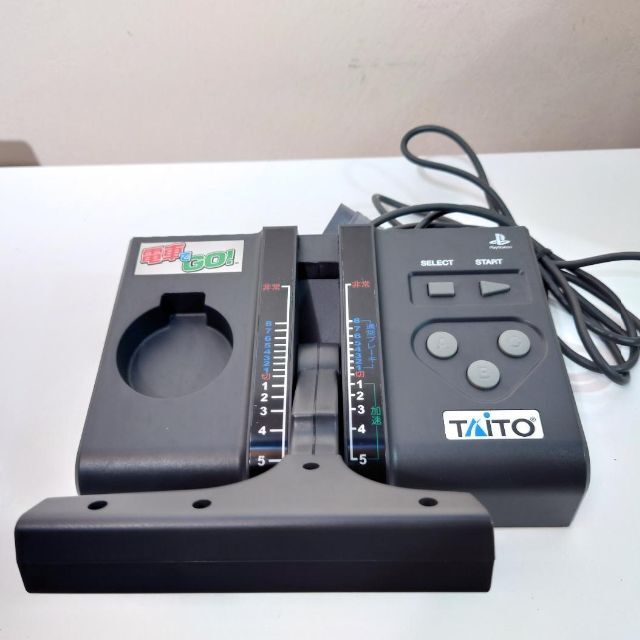 TAITO(タイトー)の電車でGO! ワンハンドルマスコン&ソフト TAITO TCPP-20001 エンタメ/ホビーのゲームソフト/ゲーム機本体(家庭用ゲームソフト)の商品写真