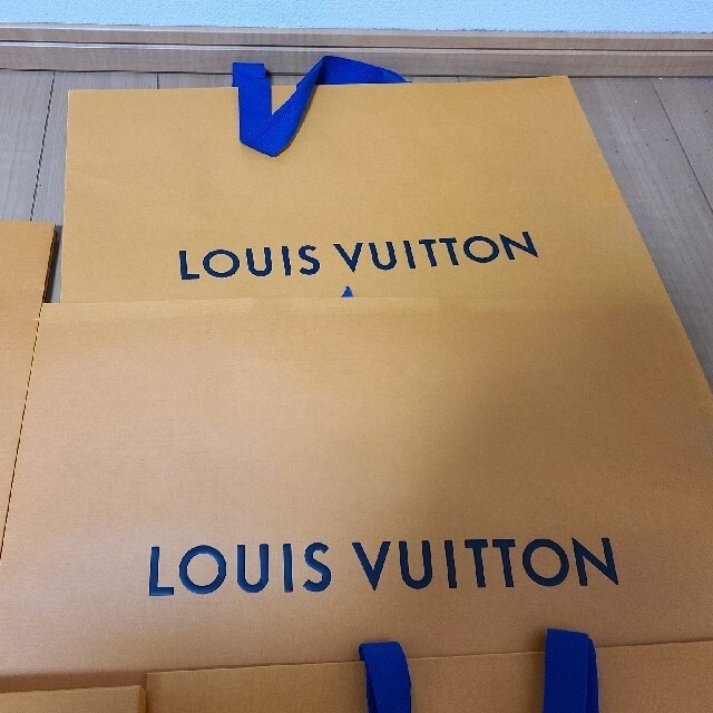 LOUIS VUITTON - ヴィトン 空箱 ショッパー まとめ売りの通販 by LOUIS VUITTON - ヴィトン 空箱 ショッパー まとめ売りの通販 by