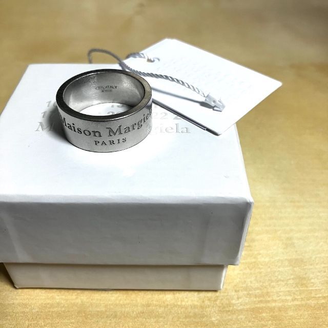 新品 XL マルジェラ MM6 21aw ブランドロゴリング 指輪 3624 | www 