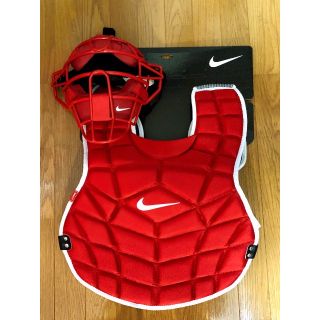 ナイキ(NIKE)の激レア稀少品★アメリカ限定☆最高級☆USA NIKEマスク＋プロテクター☆赤(防具)