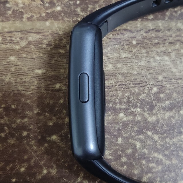 HUAWEI(ファーウェイ)のHUAWEI band 6 メンズの時計(腕時計(デジタル))の商品写真