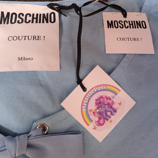 MOSCHINO(モスキーノ)のMOSCHINOティシャツ新品未使用 レディースのトップス(Tシャツ(半袖/袖なし))の商品写真