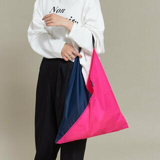 ノミネ(Nomine)の【ピンク】【MELO】bicoler TriangleTote BAG(トートバッグ)