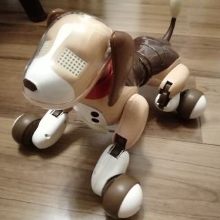 タカラトミー(Takara Tomy)の明日廃棄　Omnibot Hello! Zoomer ビーグル犬(置物)