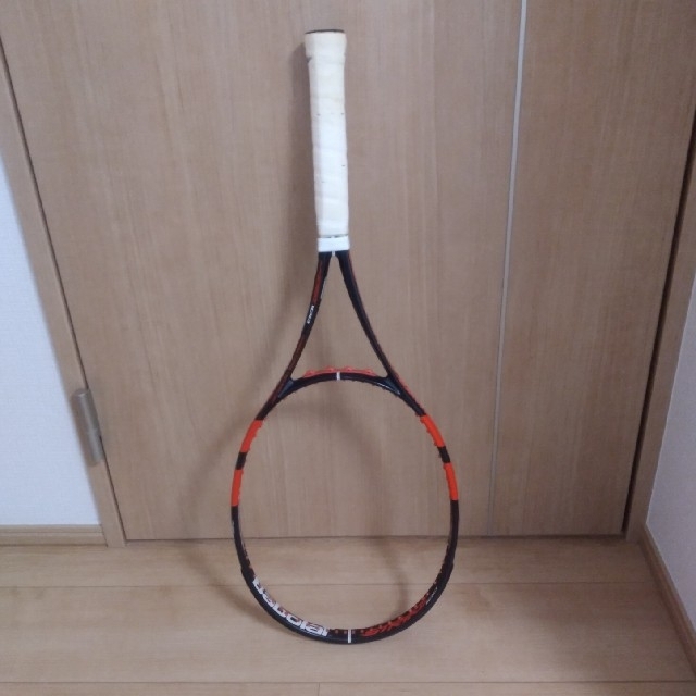 テニスBabolat PURE STRIKE 100　1本目