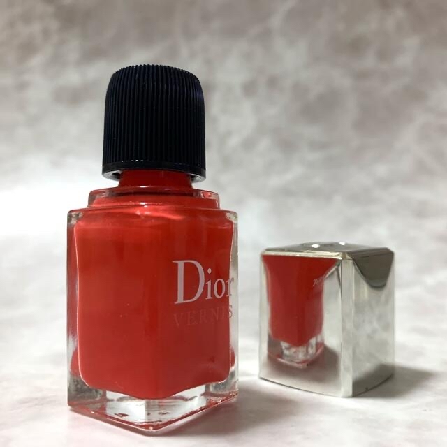 Dior(ディオール)のDior ヴェルニ 537 ネイルカラー ポリッシュ コスメ/美容のネイル(マニキュア)の商品写真