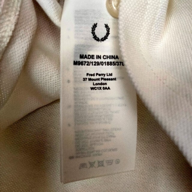 FRED PERRY(フレッドペリー)のフレッドペリー 鹿の子 vネック tシャツ メンズのトップス(Tシャツ/カットソー(半袖/袖なし))の商品写真
