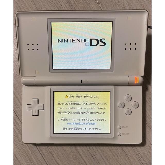 ほぼ新品 ニンテンドーDS Lite 本体 クリスタルホワイト GBAソフト対応