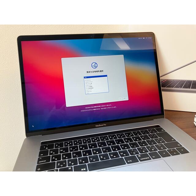 ★美品 Apple Macbook Pro 15 2018 i7 2.2GHz