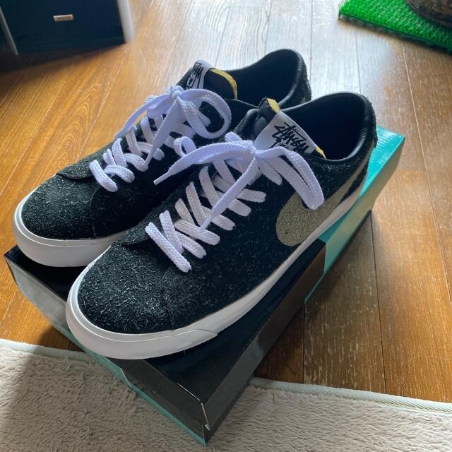 NIKE SB ZOOM BLAZER LOW QS