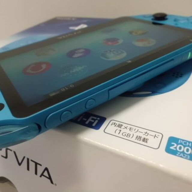 PlayStation Vita(プレイステーションヴィータ)のPSVITA PCH-2000 Aqua Blue エンタメ/ホビーのゲームソフト/ゲーム機本体(携帯用ゲーム機本体)の商品写真