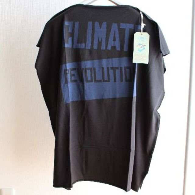 新品 ヴィヴィアン climate Revolution Tshirt - Tシャツ(半袖/袖なし)