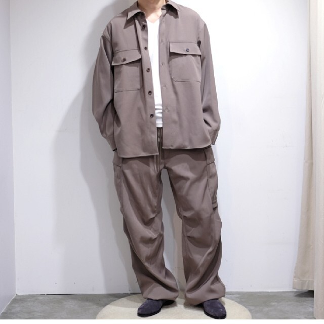 AURALEE(オーラリー)のAURALEE woolmax gabardine fatigue pants メンズのパンツ(ワークパンツ/カーゴパンツ)の商品写真