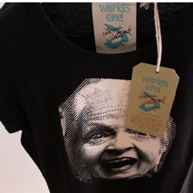 Vivienne Westwood(ヴィヴィアンウエストウッド)の新品　ヴィヴィアン　Vivienne　face T　L レディースのトップス(Tシャツ(半袖/袖なし))の商品写真