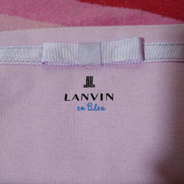 LANVIN en Bleu(ランバンオンブルー)のLANVINオンブルー　ポーチ　新品ですが… レディースのファッション小物(ポーチ)の商品写真