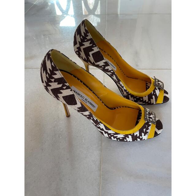 ヒールの MANOLO パンプス♡の通販 by ayapan's shop|マノロブラニク ...