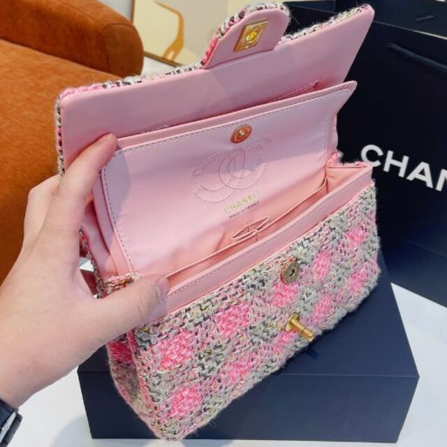 CHANEL(シャネル)のChanel クラシックウール トートバッグ ハンドメイドのファッション小物(バッグ)の商品写真