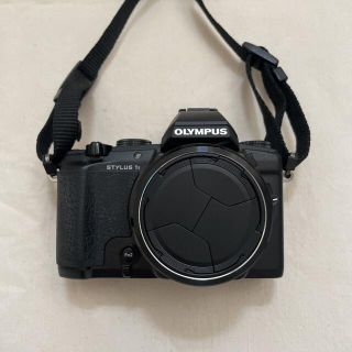 オリンパス(OLYMPUS)のツクキン様専用OLYMPUS STYLUS 1S 純正バッテリー2個 純正充電器(レンズ(単焦点))