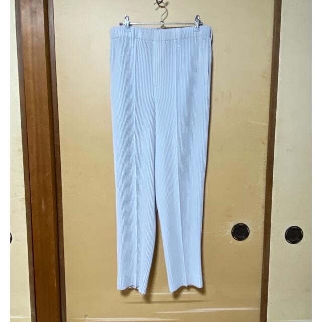 ISSEY MIYAKE(イッセイミヤケ)のイッセイミヤケ　pleats pants メンズのパンツ(その他)の商品写真