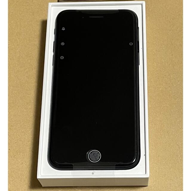 iPhone(アイフォーン)のアップル iPhoneSE 第3世代 64GB ブラック スマホ/家電/カメラのスマートフォン/携帯電話(スマートフォン本体)の商品写真