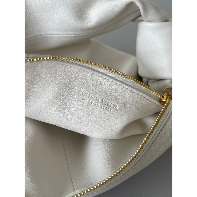 購入 Bottega Veneta ダブルノット ホワイト phasukasset.com