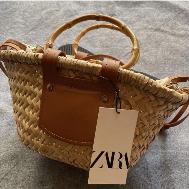 ZARA(ザラ)の専用 レディースのバッグ(かごバッグ/ストローバッグ)の商品写真