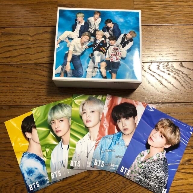 当社の BTS CD DVD Light Boy With Luv 4形態BOXセット agapeeurope.org