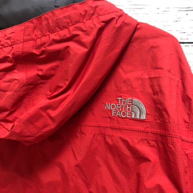 THE NORTH FACE(ザノースフェイス)のノースフェイス◆Hyvent ナイロンジャケット 赤 レディース　L レディースのジャケット/アウター(ブルゾン)の商品写真