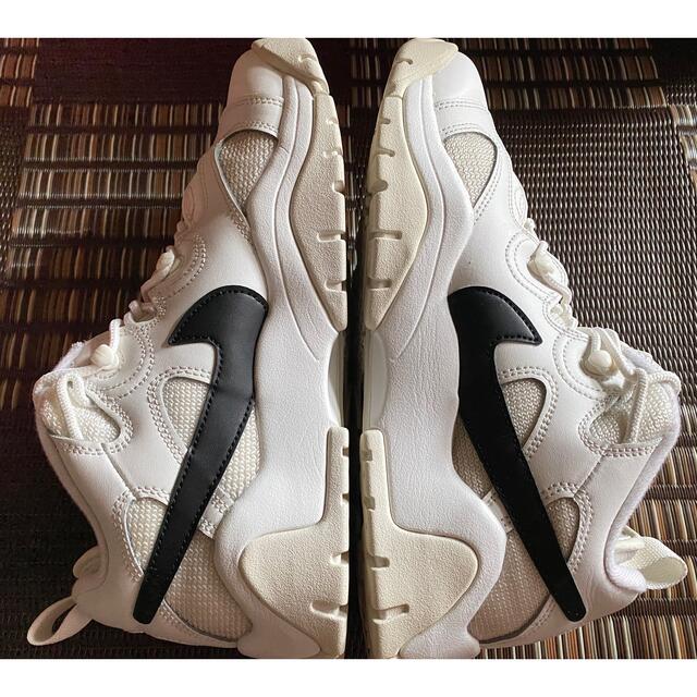 NIKE(ナイキ)の【中古】NIKE AIR BARRAGE LOW "WHITE/BLACK" メンズの靴/シューズ(スニーカー)の商品写真