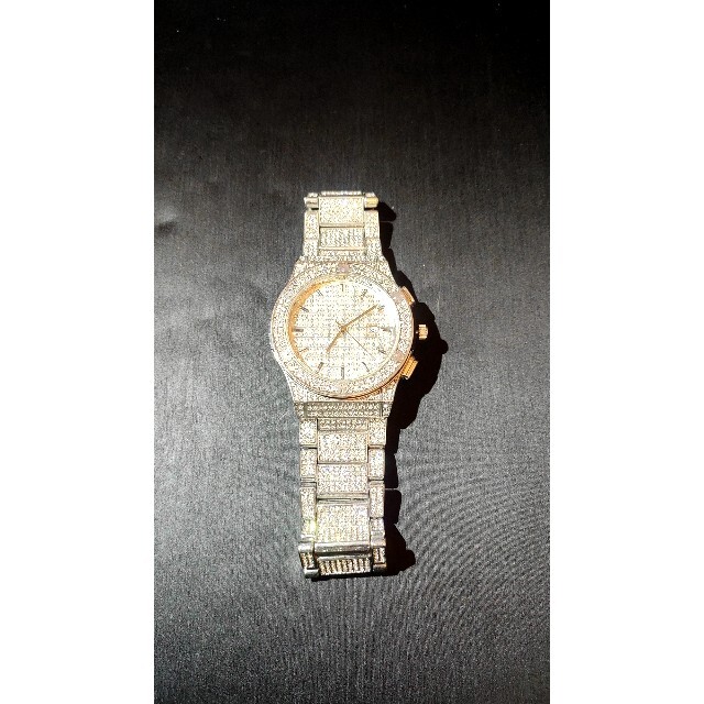 ギラギラ 腕時計 メンズの時計(腕時計(アナログ))の商品写真