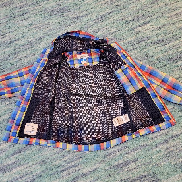 Columbia(コロンビア)のColumbia　ジャケット　キッズSサイズ キッズ/ベビー/マタニティのキッズ服男の子用(90cm~)(ジャケット/上着)の商品写真