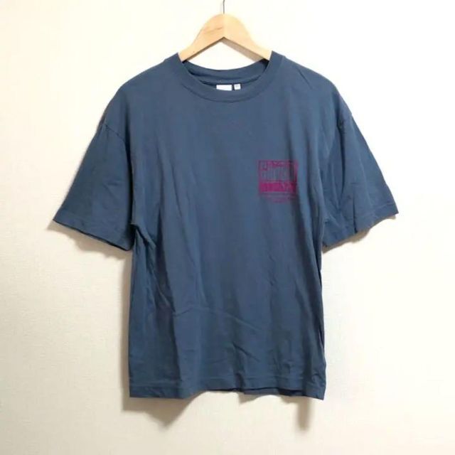 moussy(マウジー)のMOUSSY  マウジー　Tシャツ　SCRAP MAGAZINE   ブルー レディースのトップス(Tシャツ(半袖/袖なし))の商品写真