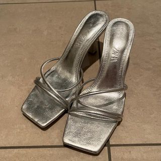 ザラ(ZARA)のZara サンダル(サンダル)