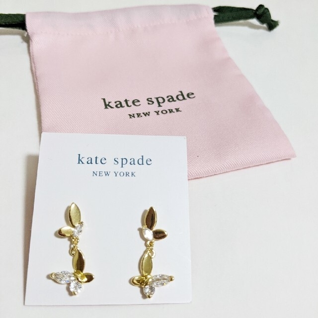 kate spade new york(ケイトスペードニューヨーク)のNEW【新品】kate spade ケイトスペード ピアス　ソーシャル バタフラ レディースのアクセサリー(ピアス)の商品写真