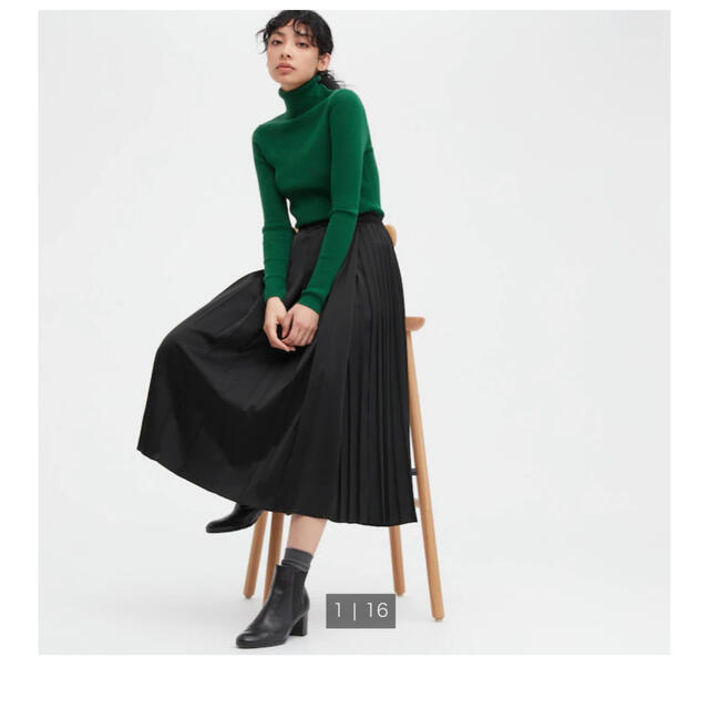 UNIQLO(ユニクロ)のUNIQLO ユニクロ　アシンメトリープリーツスカート（丈標準78～82cm） レディースのスカート(ロングスカート)の商品写真