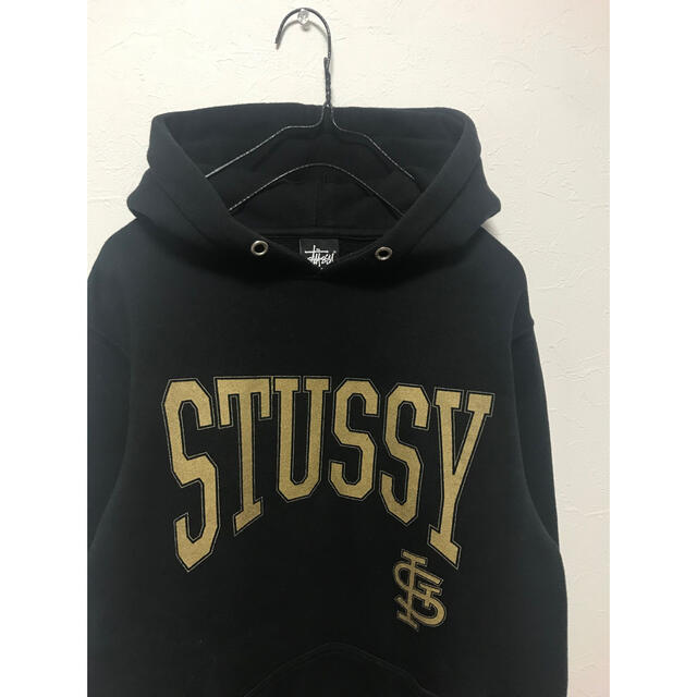 STUSSY ステューシー   フードパーカー　黒