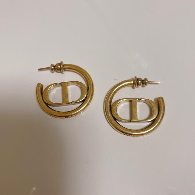 Dior(ディオール)のDior ピアス　フープ　ゴールド レディースのアクセサリー(ピアス)の商品写真