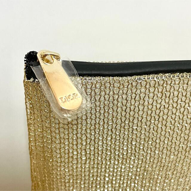 Dior(ディオール)の未使用 ディオール ゴールドメッシュフラットタイプポーチ クラッチバッグDIOR レディースのファッション小物(ポーチ)の商品写真
